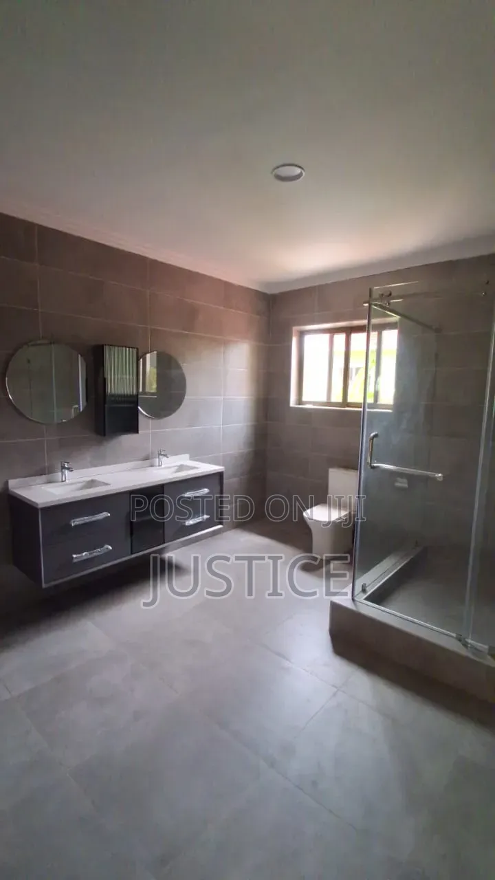 4bdrm House in Cantonments, DVLA Area for rent