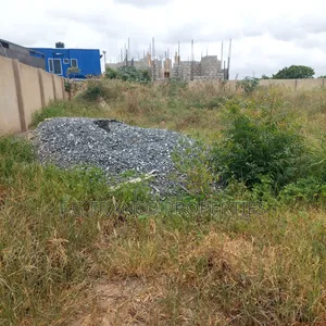 One End Helf Plots of Land for Sale at Ladadi