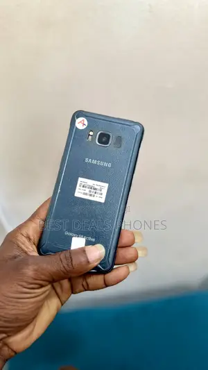 New Samsung Galaxy S8 Active 64 GB Silver