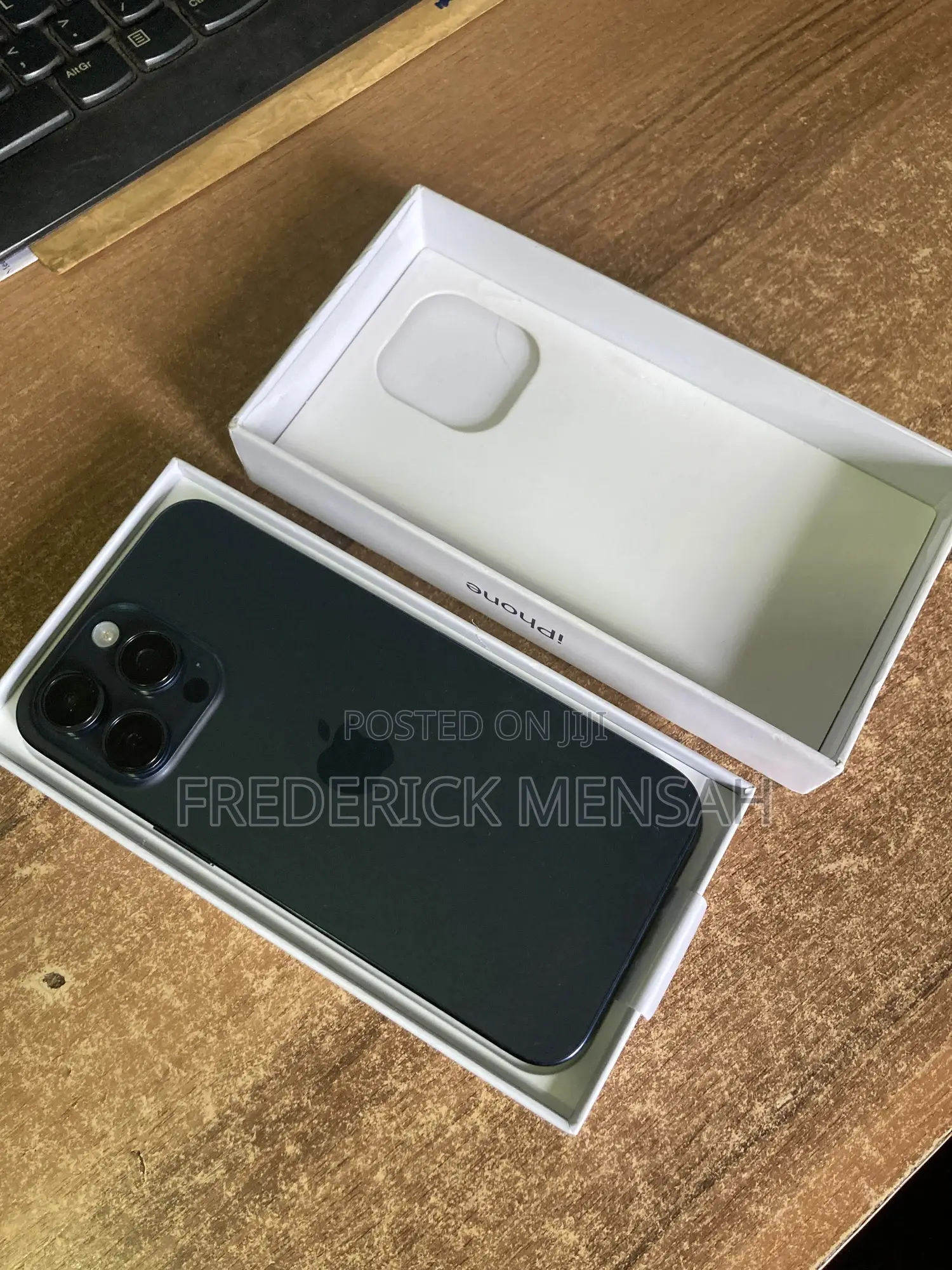New Apple iPhone 15 Pro Max 256 GB Blue