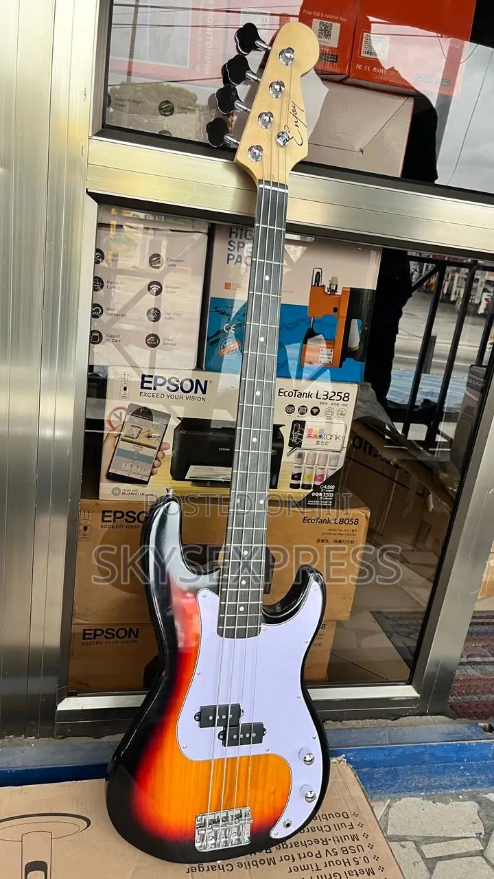 4 String Bass Gutair