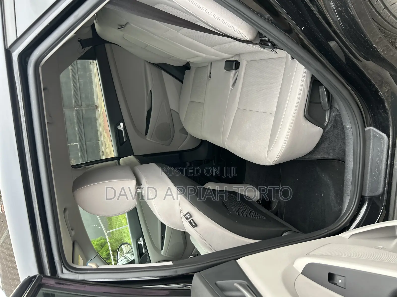 Hyundai Tucson SE 2021 Black