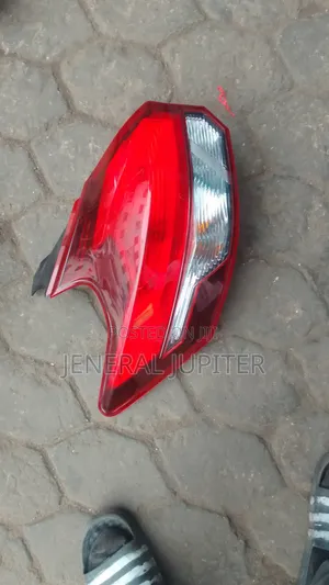 Nissan Kicks 2015,2016,2017,2018 Tail Light Left Available.