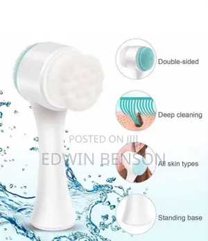 Quality Facial Cleansing Brush