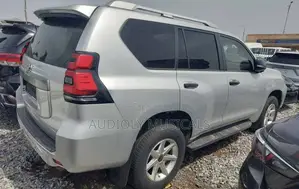 Toyota Land Cruiser Prado 2019 Silver