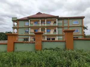 20bdrm House in 39 Bedrooms House, Kumasi Metropolitan for sale