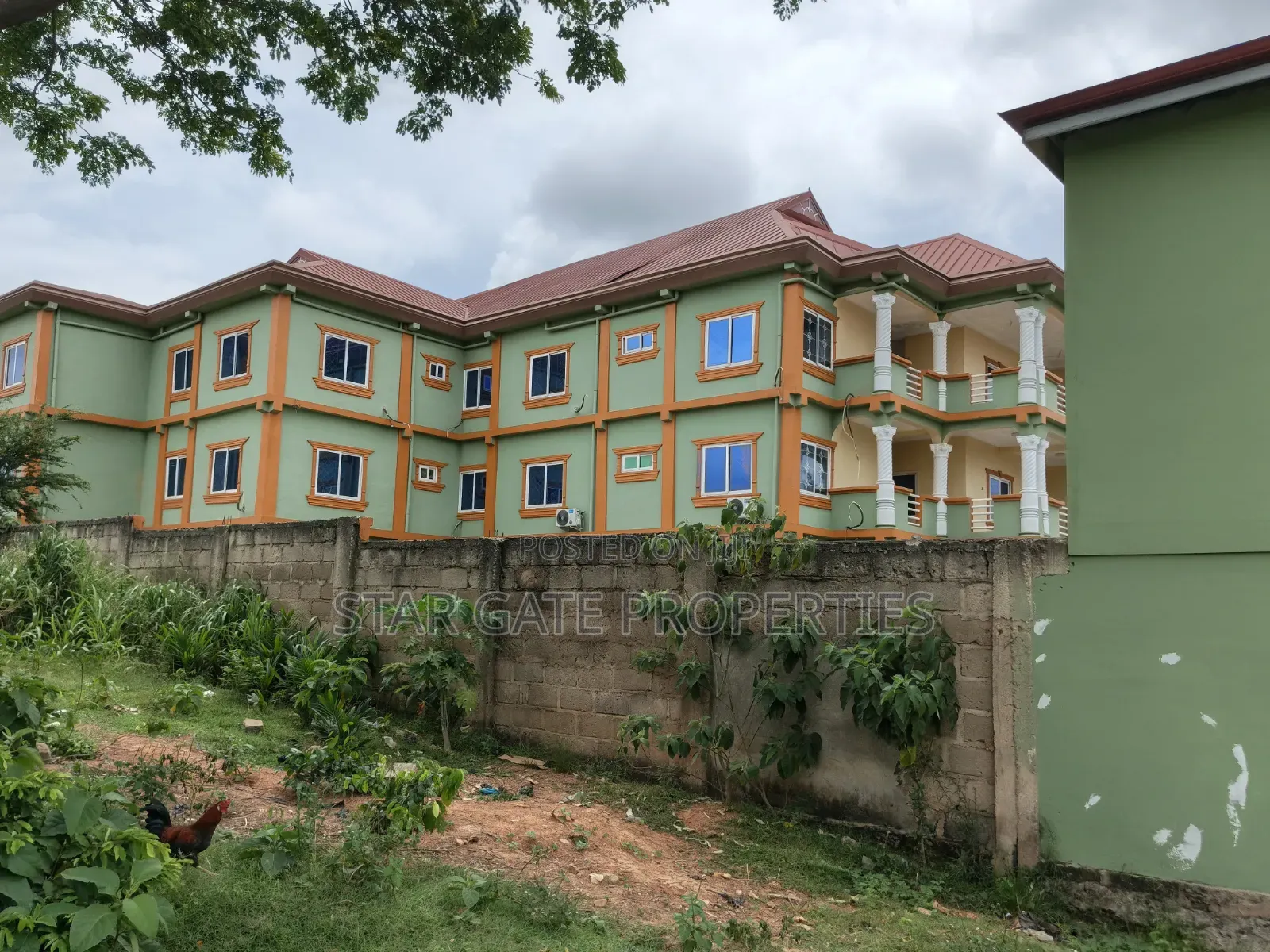 20bdrm House in 39 Bedrooms House, Kumasi Metropolitan for sale