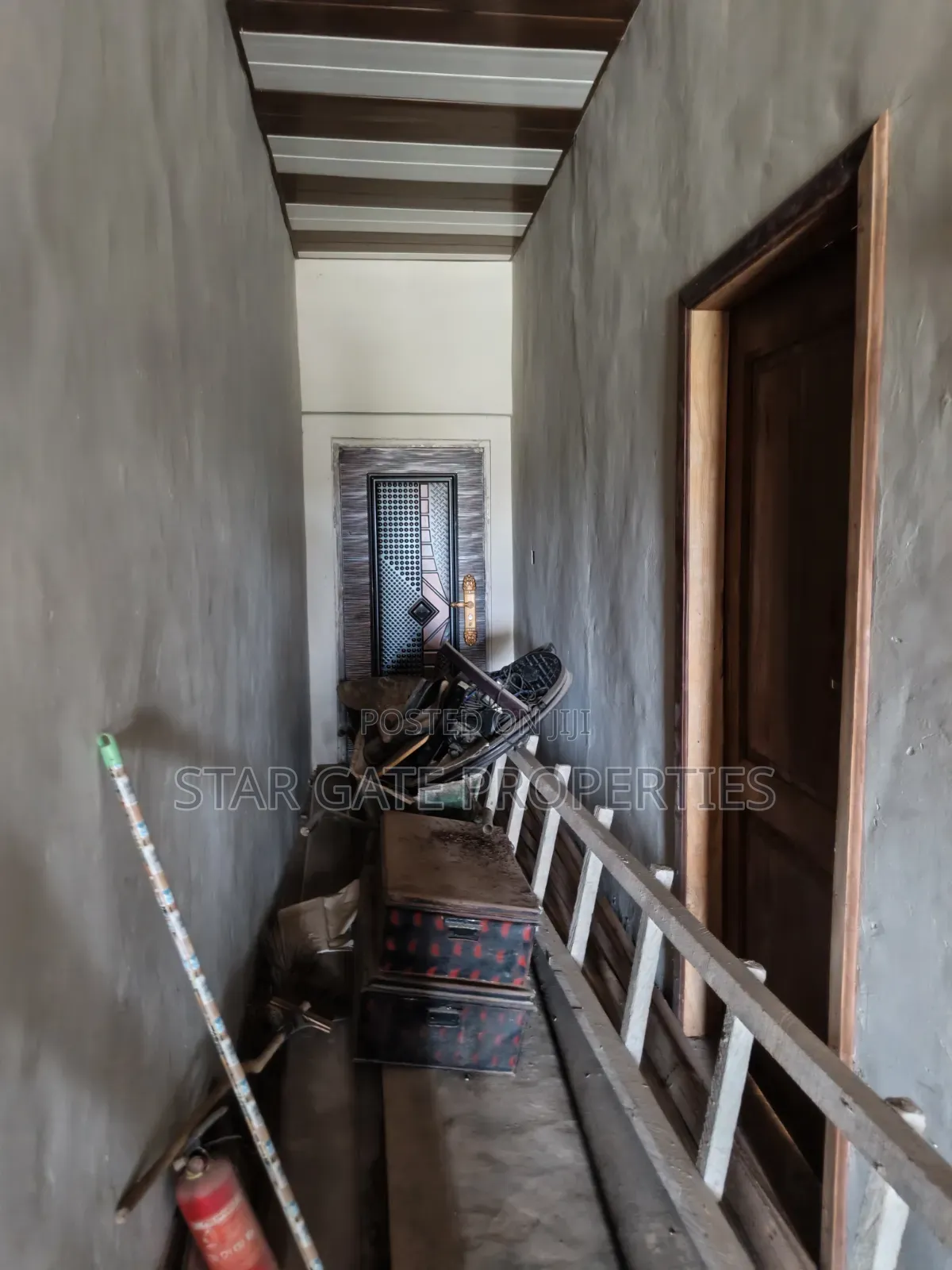4bdrm House in Aduman, Kumasi Metropolitan for sale