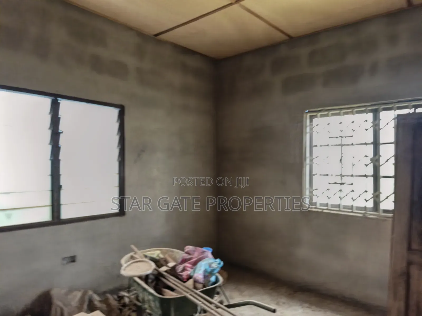 4bdrm House in Aduman, Kumasi Metropolitan for sale