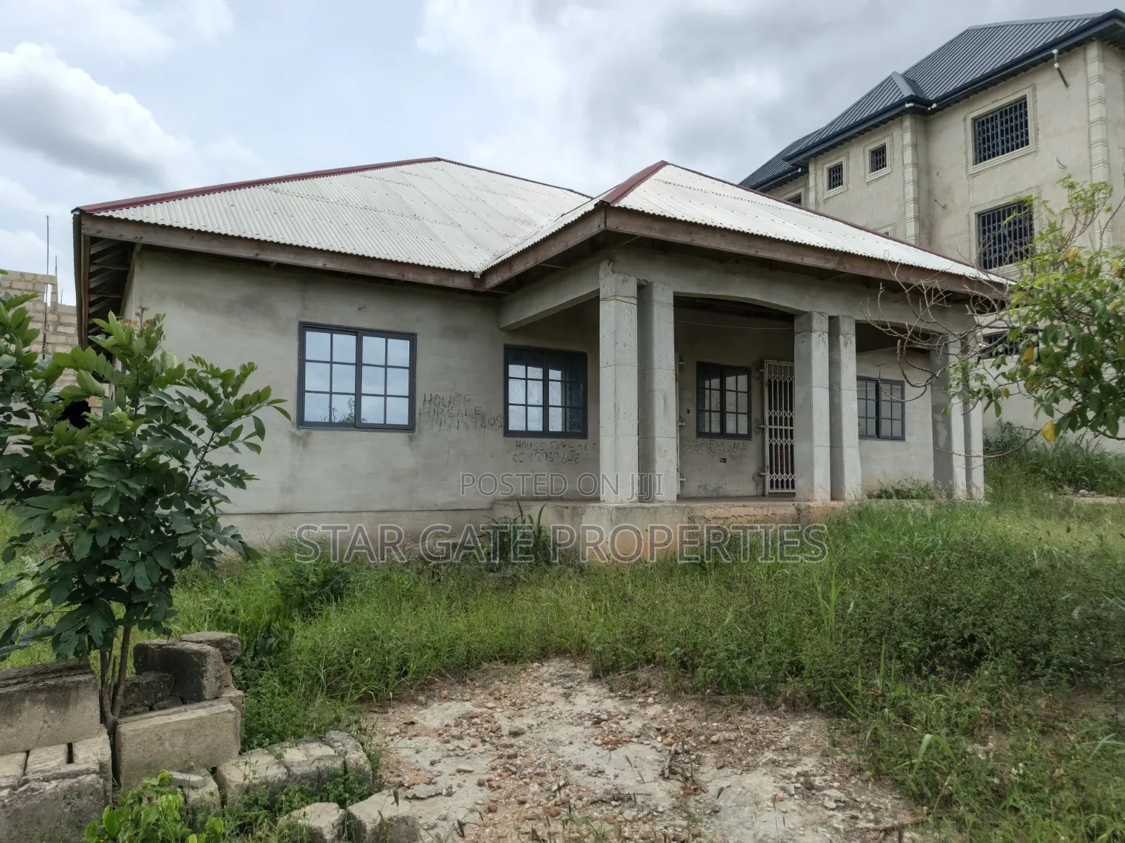 4bdrm House in Aduman, Kumasi Metropolitan for sale