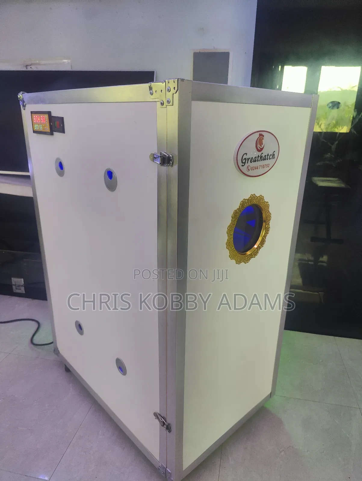 Proffesional Egg Incubator 880 Capacity