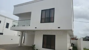 3bdrm Duplex in Lesmon Investments, American House for rent