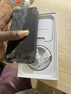 New Apple iPhone 11 128 GB Black