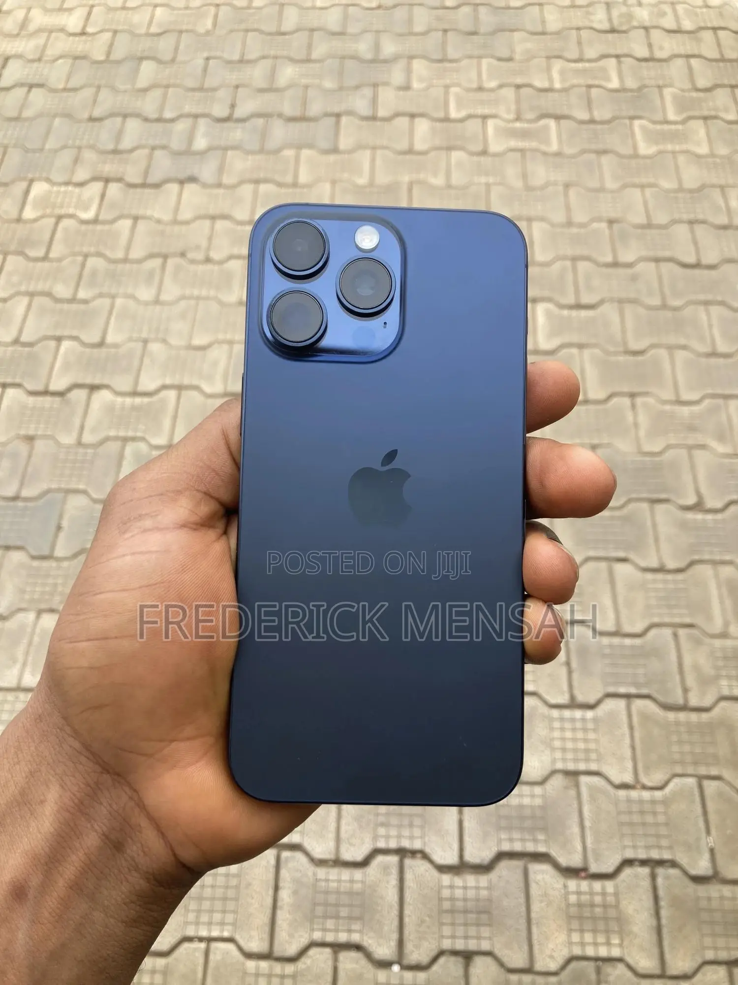 New Apple iPhone 15 Pro Max 256 GB Blue