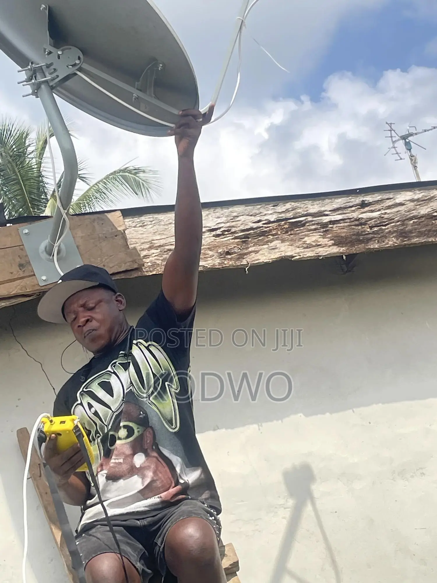Wall Mounting Of Tv And Installation Service In Agona Swedru/ Bodjoase