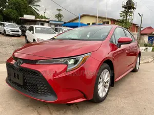 Toyota Corolla LE 2020 Red
