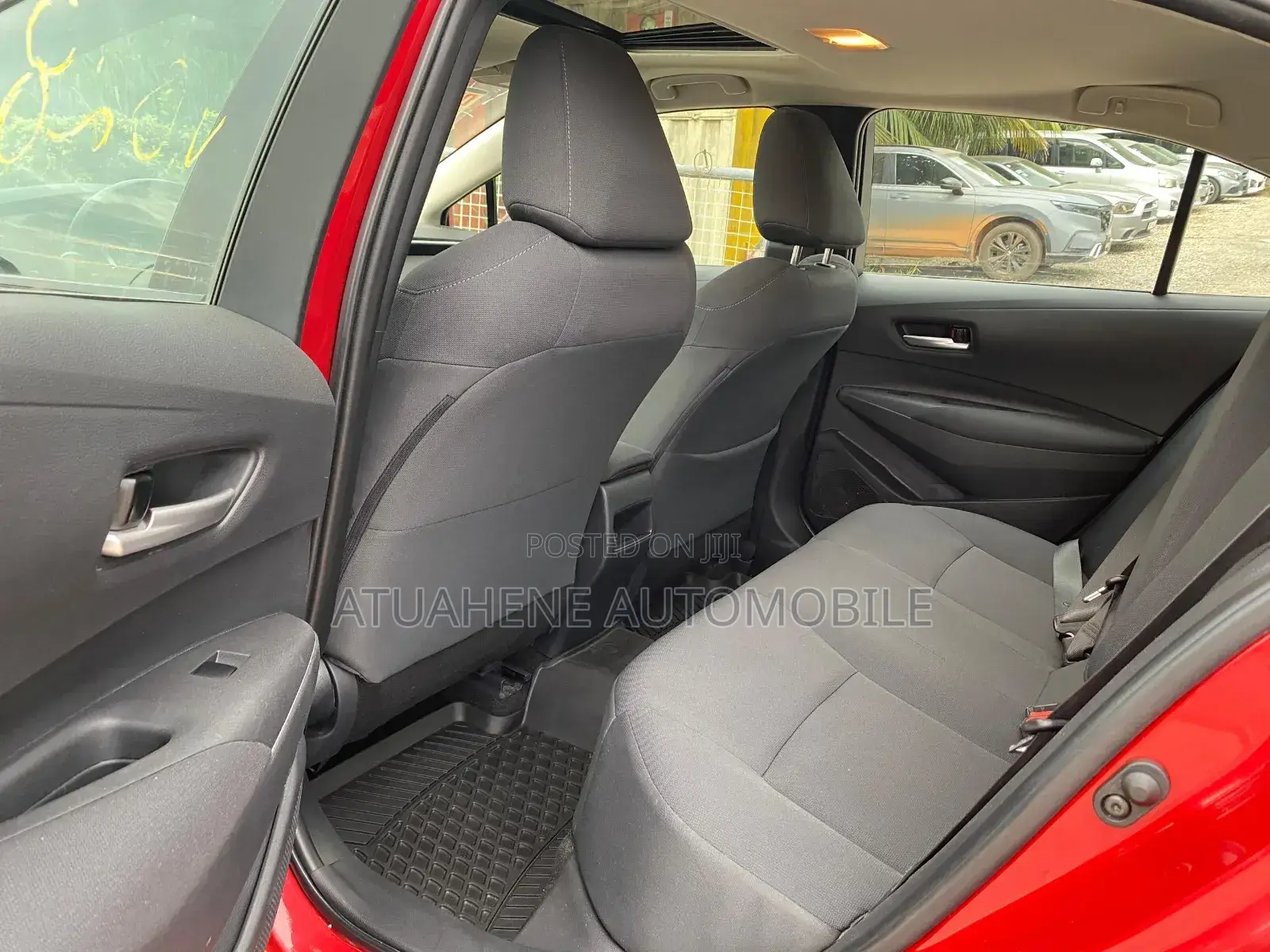 Toyota Corolla LE 2020 Red