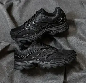 Saucony Black