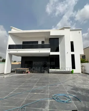 4bdrm Duplex in Ashongman Estate, Police Station for sale