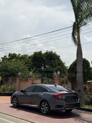 Honda Civic 2019 Silver