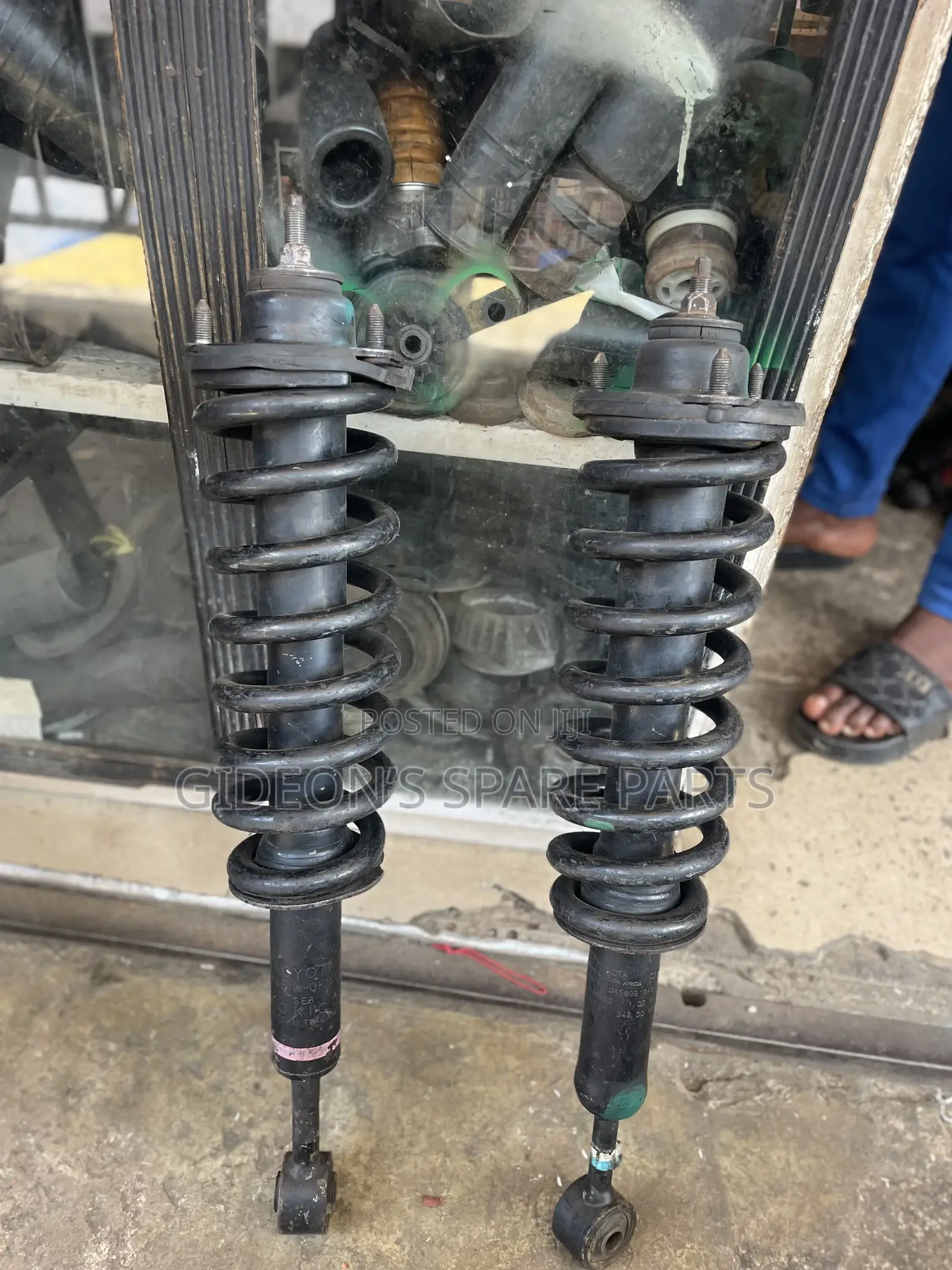 Toyota Hilux 2008-2016 From Shock Absorber