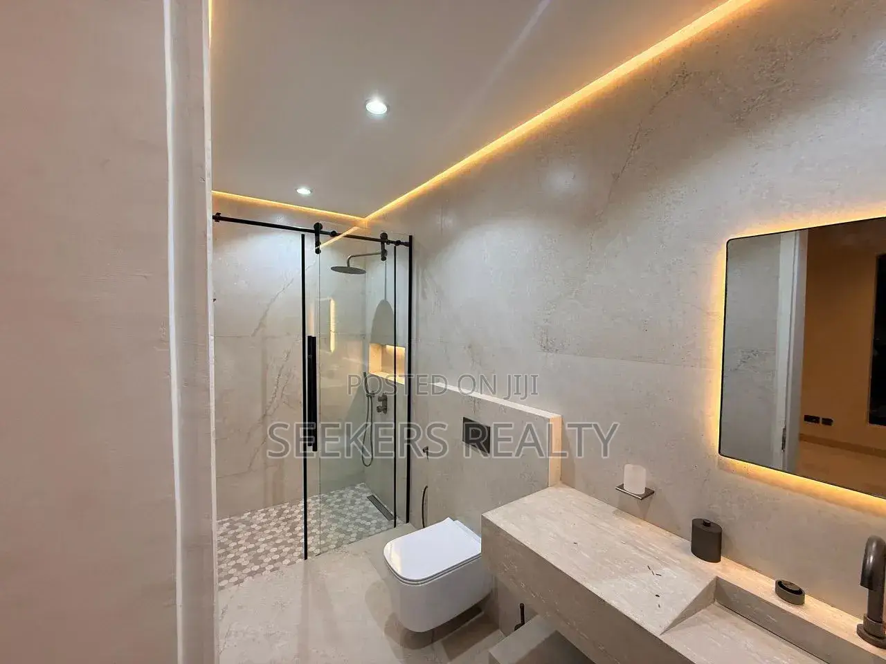 5bdrm House in Seekers Realty, DVLA Area for rent