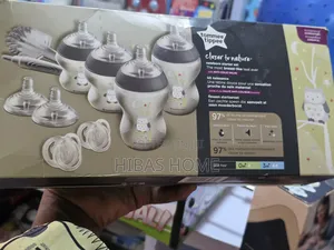 Tommee Tippee Closer to Nature Anti Colic Feeding Bottle Newborn Set