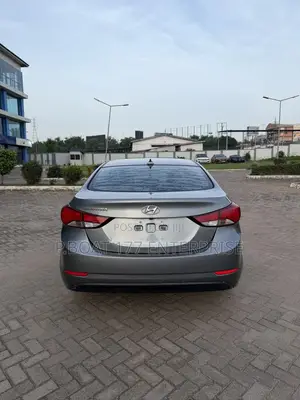 Hyundai Elantra 2016 Gray