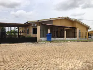 2bdrm Bungalow in Amrahia, Accra Metropolitan for sale