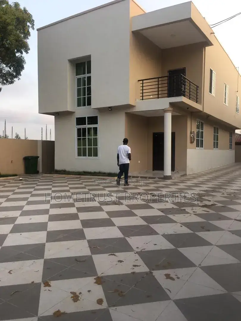 4bdrm Duplex in Pokuase Ga Odumase for sale