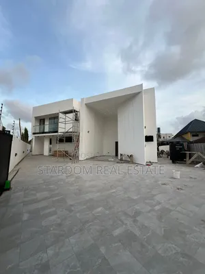 4bdrm Duplex in Adjiringanor, Ability for sale