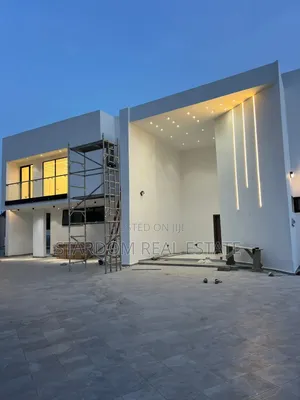 4bdrm Duplex in Adjiringanor, Ability for sale