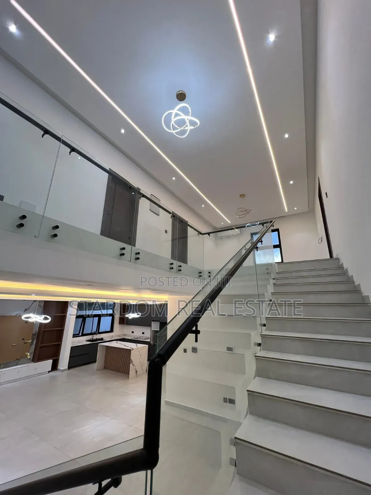 4bdrm Duplex in Adjiringanor, Ability for sale