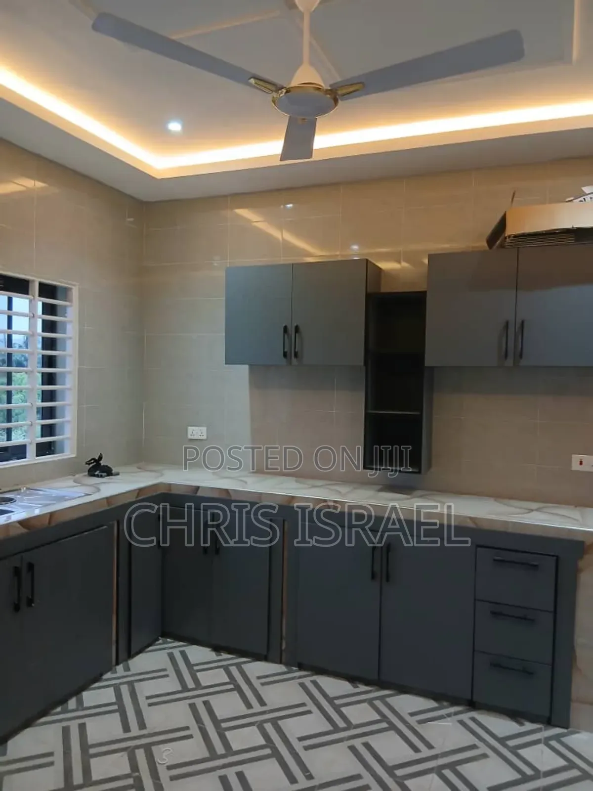 2bdrm Apartment in Oyibi, Valley View Area for rent