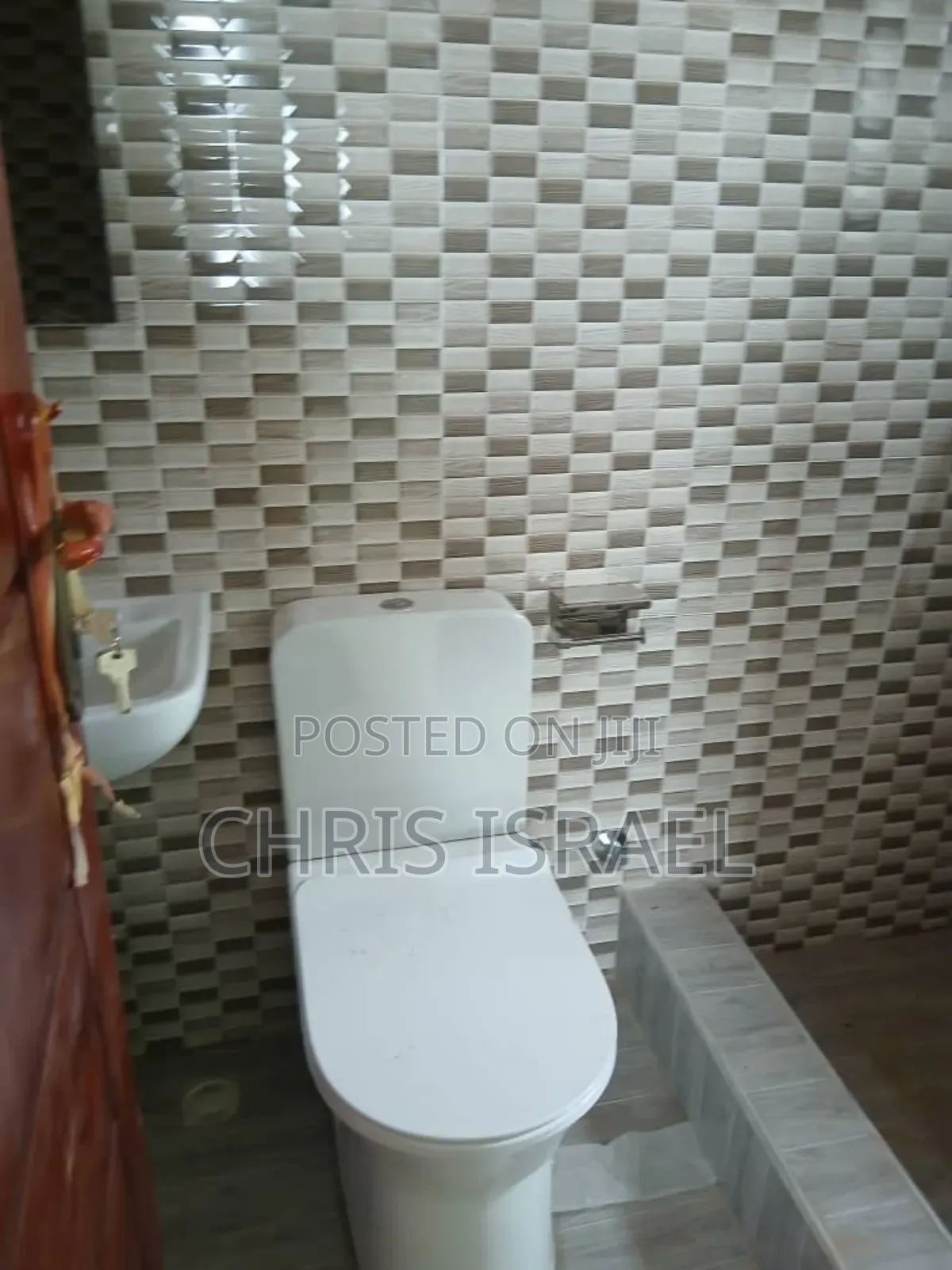 2bdrm Apartment in Oyibi, Valley View Area for rent