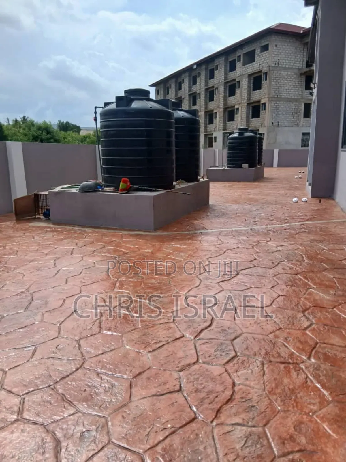 2bdrm Apartment in Oyibi, Valley View Area for rent