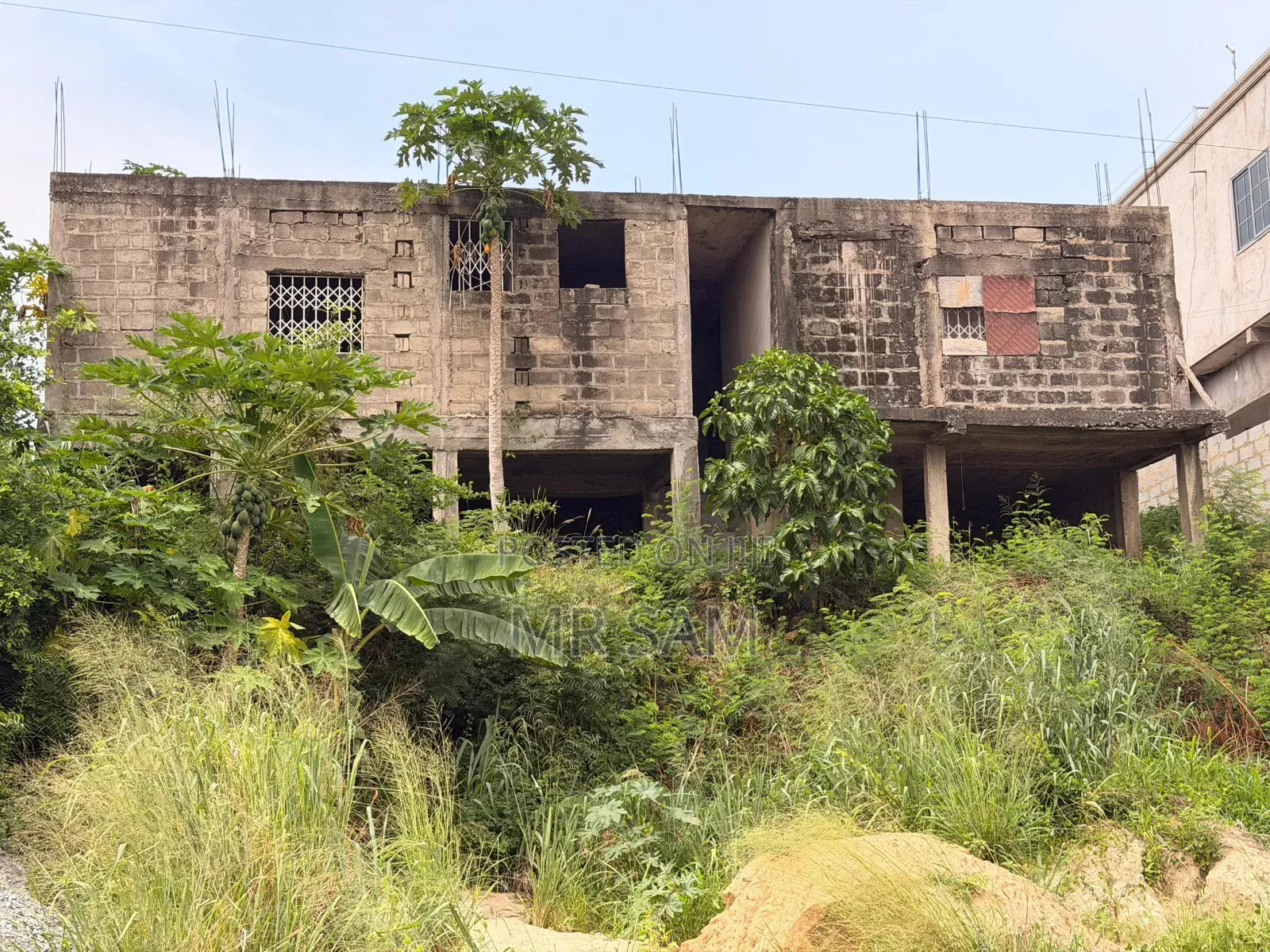 10bdrm House in Sam Properties, Old Barrier for sale
