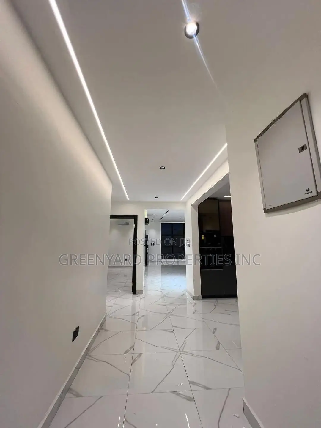 3bdrm House in Hills, East Legon for sale