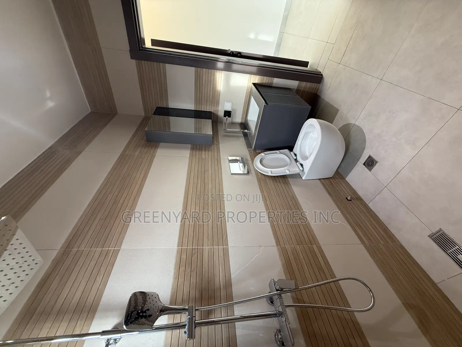 4bdrm House in Adjiringanor, East Legon for sale