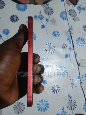 Apple iPhone 12 64 GB Red