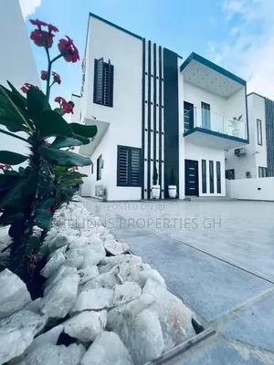 4bdrm House in Millions Properties, Accra Metropolitan for sale