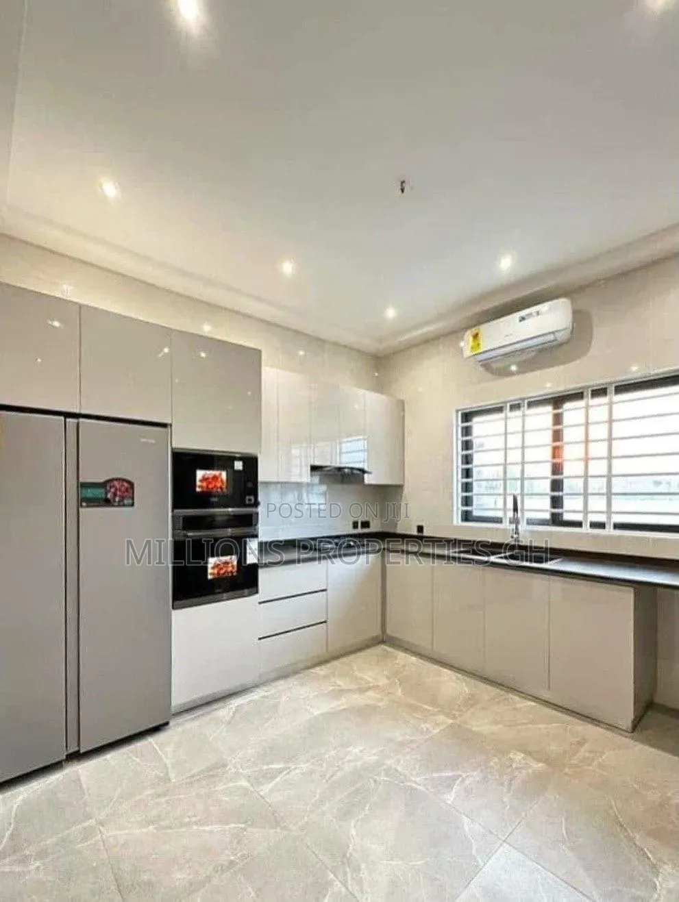 4bdrm House in Millions Properties, Accra Metropolitan for sale