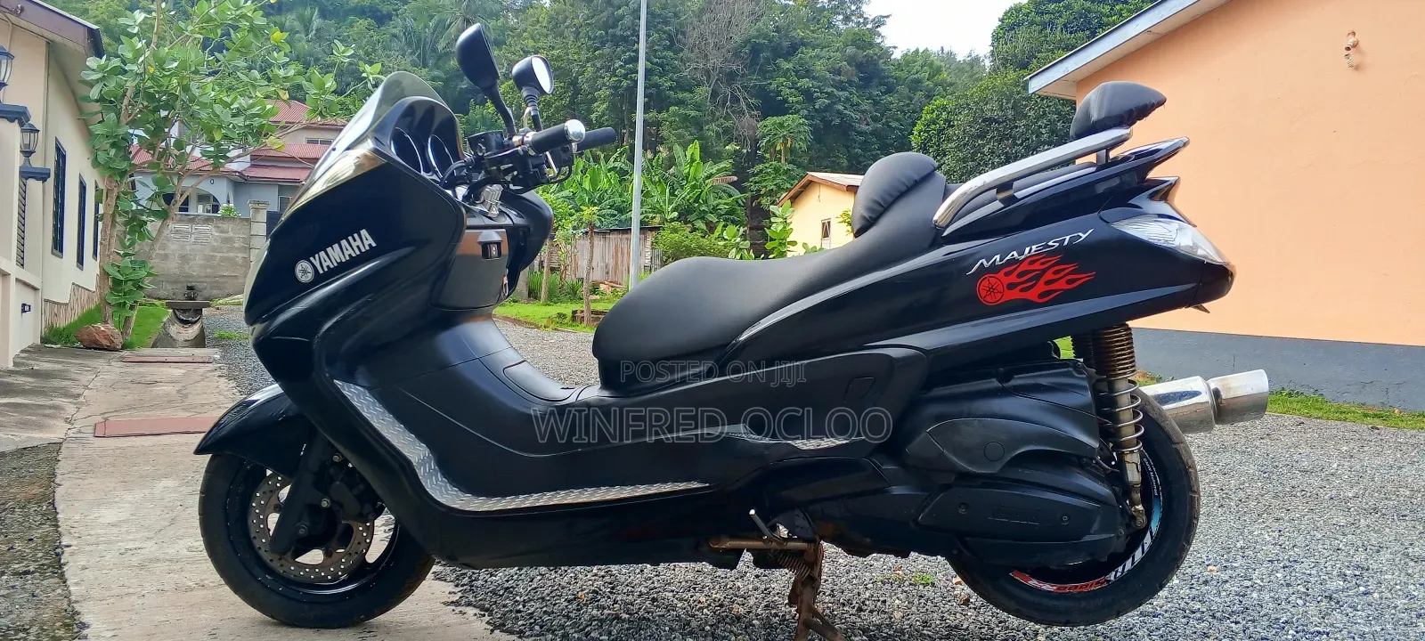 Yamaha Majesty 2010 Black