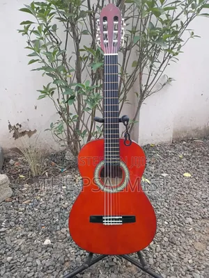 Valencia 3/4 Classical Guitar