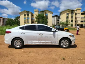 Hyundai Elantra For Rent