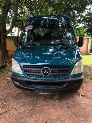 Mercedes-Benz Sprinter 2012 Green