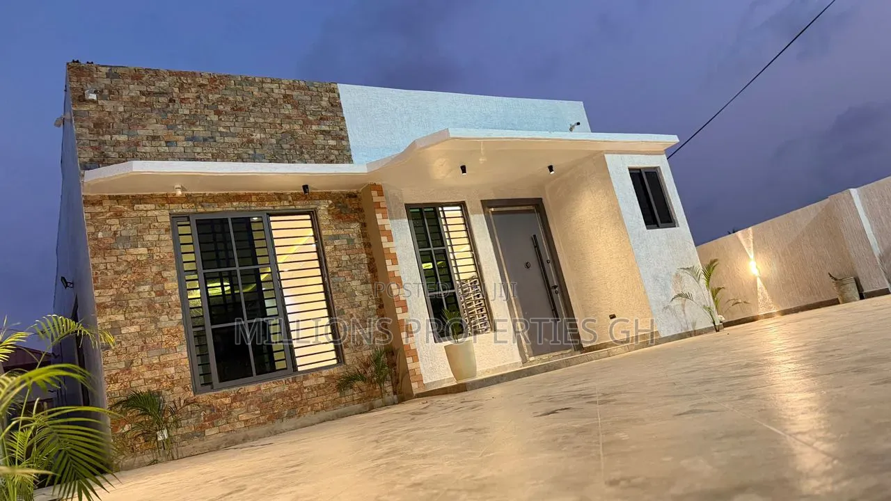 3bdrm House in Millions Properties, Accra Metropolitan for sale