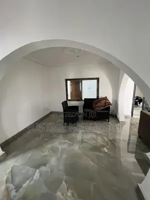 3bdrm Apartment in Mr. Justice Estate, Old Barrier for rent