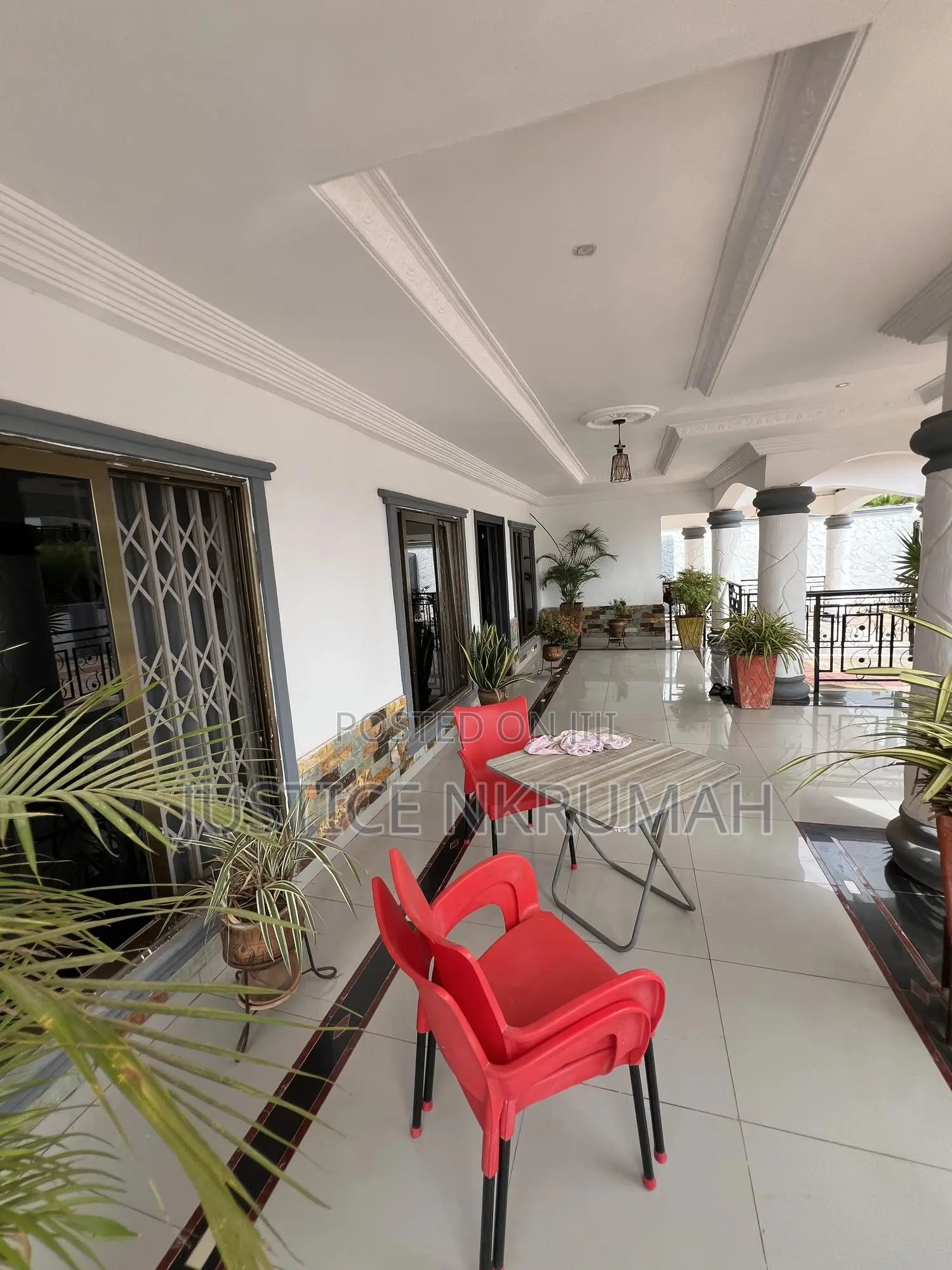 3bdrm Apartment in Mr. Justice Estate, Old Barrier for rent