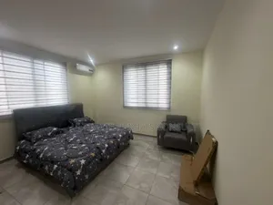 Furnished 2bdrm Apartment in Labone, Coffee Shop Area for rent